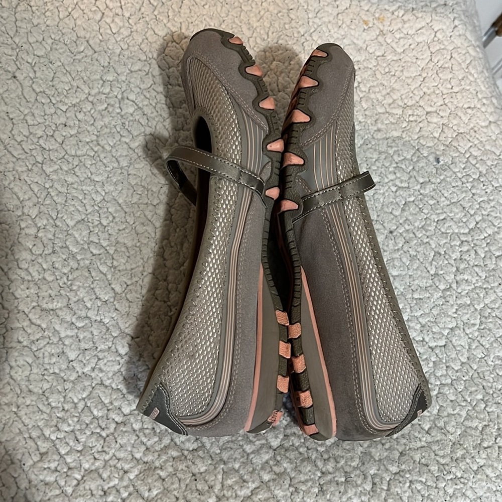 Skechers Mary Jane woman casual shoes size 10 - Picture 5 of 9